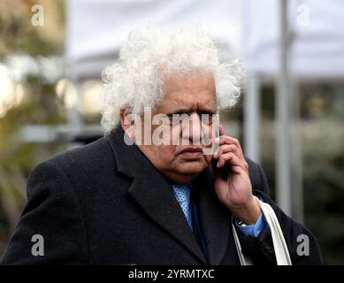 Photographie de Meghnad Desai, Baron Desai. Meghnad Jagdishchandra Desai, Baron Desai (1940-), économiste britannique et politicien travailliste. En 2011, il a obtenu le poste de Lord Speaker à la Chambre des Lords britannique, le premier candidat né hors Royaume-Uni à le faire. Banque D'Images