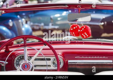 États-Unis, Massachusetts, Gloucester, Antique car Show, Fuzzy Dice. Banque D'Images