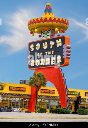 « South of the Border » est une halte sur l’Interstate 95 aux frontières de la Caroline du Sud et de la Caroline du Nord. Cet arrêt touristique a été créé en 1949. Banque D'Images