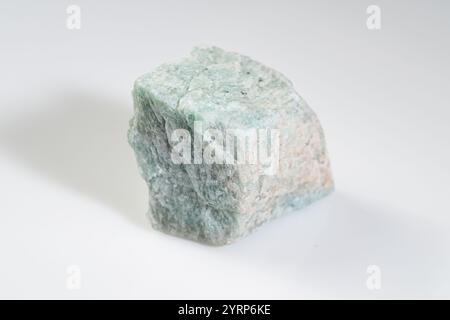 Pierre naturelle Amazonite Gemstone affichant sa coloration et sa texture uniques. Banque D'Images