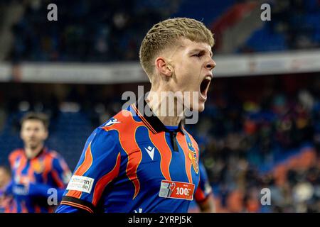 Bâle, Suisse. 04th Dec, 2024. Bâle, Suisse, 04 décembre 2024 : le gardien de but Anton Kade (30 Basel) lors du match de football de la Coupe de Suisse entre le FC Basel 1893 et le FC Sion au Jakob-Park à Bâle, Suisse. Philipp Kresnik (Philipp Kresnik/SPP) crédit : SPP Sport Press photo. /Alamy Live News Banque D'Images