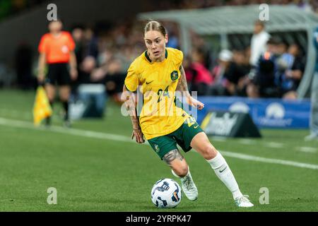 Melbourne, Australie, 4 décembre 2024. Sharn Freier de l'équipe d'Australie lors du match amical international féminin de football entre les femmes australiennes et les femmes du Taipei chinois à AAMI Park le 4 décembre 2024 à Melbourne, en Australie. Crédit : Santanu Banik/Speed Media/Alamy Live News Banque D'Images