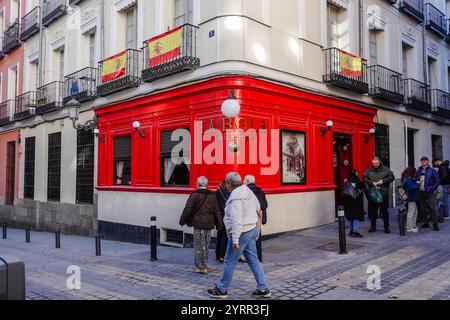 Extérieur de la Bola, une taverne historique à Madrid, Espagne Banque D'Images