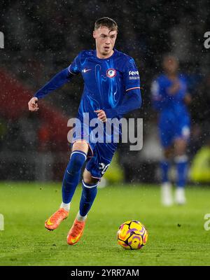 Chelsea's Cole Palmer lors du premier League match au St Mary's Stadium, Southampton. Date de la photo : mercredi 4 décembre 2024. Banque D'Images