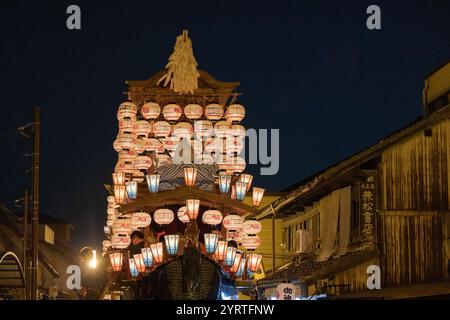 Festival d'Inuyama défilé nocturne du Festival de Hongaku Banque D'Images