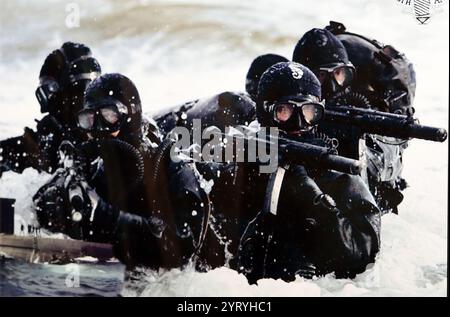 Unité du Special Boat Service (SBS) unité des forces spéciales de la Royal Navy du Royaume-Uni. Le 28 juillet 1987, date à laquelle l'unité a été rebaptisée Special Boat Service après avoir assumé la responsabilité de la lutte contre le terrorisme maritime. Banque D'Images