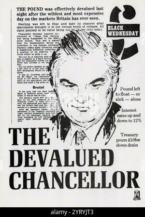 Carte postale politique 'le chancelier dévalué, Norman Lamont, mercredi noir'. Le mercredi noir a été une crise financière le 16 septembre 1992, lorsque le gouvernement britannique a été contraint de retirer la livre sterling du mécanisme européen de taux de change (MCE I), à la suite d'une tentative infructueuse de maintenir le taux de change au-dessus de la limite inférieure requise pour la participation au MCE. La crise a nui à la crédibilité du gouvernement dans la gestion des questions économiques. Le Parti conservateur au pouvoir a subi une défaite, aux élections générales de 1997, ils ne sont revenus au pouvoir qu'en 2010. Banque D'Images