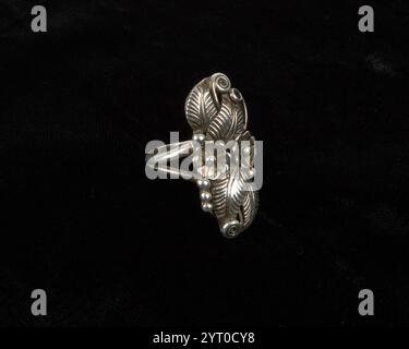 Stanley Manygoats Navajo Sterling Silver Ring 1990. Banque D'Images