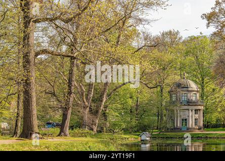 Pavillon anglais au parc du château de Pillnitz, Dresde, Saxe, Allemagne Banque D'Images