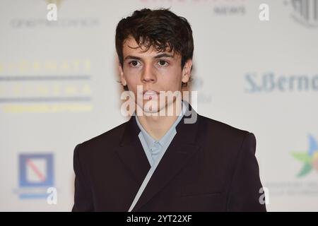 Naples, Italie. 04th Dec, 2024. Francesco Gheghi assiste à une photoconférence lors de la 47e Giornate Professionali del Cinema Sorrento Italie le 4 décembre 2024. (Photo de Franco Romano/NurPhoto) crédit : NurPhoto SRL/Alamy Live News Banque D'Images