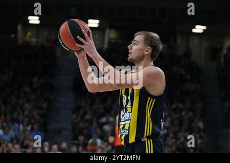 Arturs Zagars de Fenerbahce Istanbul lors du match de la saison régulière de Turkish Airlines EuroLeague Round 14 entre le Real Madrid et Fenerbahce Beko Is Banque D'Images