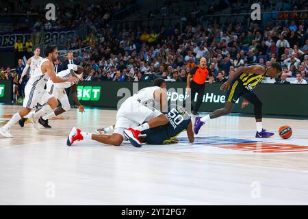 Madrid, Espagne. 05th Dec, 2024. 5 décembre 2024 ; Wizink Center ; Madrid, Espagne ; Turkish Airlines Euroleague Basketball ; Espagne, Real Madrid vs Fenerbahce Beko Istanbul ; Euroleague Basketball Real Madrid vs Fenerbahce 900/cordon Press Credit : CORDON press/Alamy Live News Banque D'Images