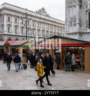 Milan, Italie. 06th Dec, 2024. Inaugurazione Mercatini di natale in DuomoMilano - Italia - Cronaca Venerd&#xec;, 06 Dicembre, 2024 (Foto di Marco Ottico/Lapresse) inauguration des marchés de Noël dans la cathédrale de Milan, Italie - Actualités vendredi, 06 décembre, 2024 (photo de Marco Ottico/Lapresse) crédit : LaPresse/Alamy Live News Banque D'Images