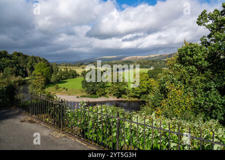 Vue Ruskins à Kirkby Lonsdale, Cumbria, Angleterre. Un beau point de vue sur la rivière Lune Banque D'Images