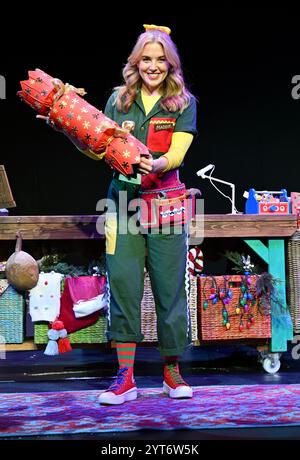 Londres, Royaume-Uni. Maddie Moate. Maddie Moate's très curieux Christmas Photocall, The Apollo Theatre, Shaftesbury Avenue. Crédit : michael melia/Alamy Live News Banque D'Images