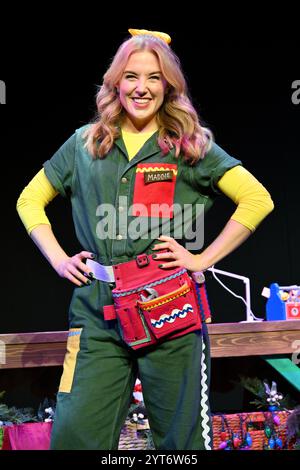 Londres, Royaume-Uni. Maddie Moate. Maddie Moate's très curieux Christmas Photocall, The Apollo Theatre, Shaftesbury Avenue. Crédit : michael melia/Alamy Live News Banque D'Images