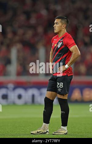 5 décembre 2024 : Curitiba, Brésil : Tomas Cuello de l'Athletico Paranaense regarde pendant le match entre l'Athletico Paranaense et le Red Bull Bragantino, pour la Serie A 2024 brésilienne Banque D'Images