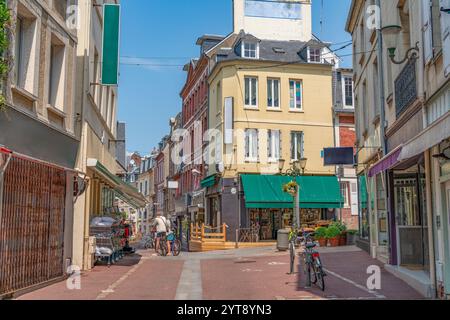 Impression de Trouville-sur-mer, une ville du département du Calvados en Normandie dans le nord-ouest de la France Banque D'Images