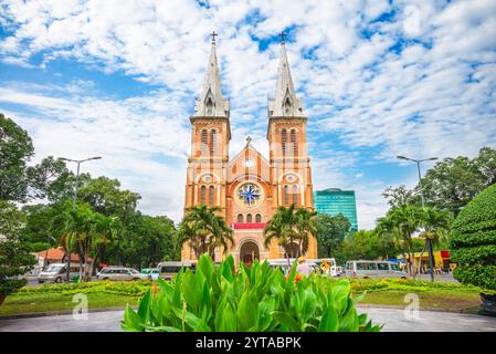Cathédrale notre Dame Basilique de Saigon, l'église rouge à Ho Chi Minh ville, Vietnam Banque D'Images