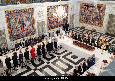 Copenhague, Danemark. 06th Dec, 2024. Dîner de gala des couples royaux au Palais de Christiansborg alors que le roi Frederik X et la reine Marie du Danemark accueillent le président égyptien Abdel Fatah al-Sissi lors de sa visite d'État au Danemark. Crédit : SOPA images Limited/Alamy Live News Banque D'Images