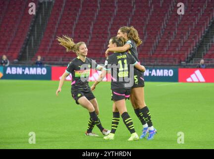 Amsterdam, pays-Bas. 07 décembre 2024. Johan Cruijff Arena, 07 décembre 2024 PSV Renate Jansen (11 PSV) Celebrate 0-1 lors du match Azerion Vrouwen Eredivisie entre Ajax et PSV vrouwen à Amsterdam Arena, pays-Bas. (Arne van der Ben/SPP) crédit : SPP Sport Press photo. /Alamy Live News Banque D'Images