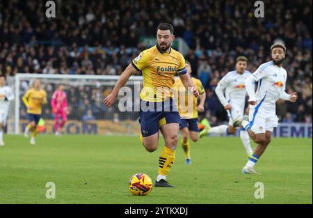 Leeds, Royaume-Uni. 07 décembre 2024. Eiran Cashin de Derby County sprints avec le ballon lors du Leeds United FC vs Derby County FC Skybet EFL Championship match à Elland Road, Leeds, Angleterre, Royaume-Uni le 7 décembre 2024 Credit : Every second Media/Alamy Live News Banque D'Images