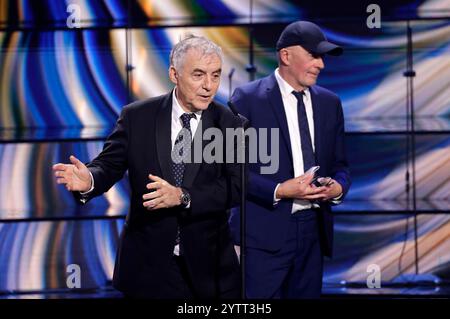 Pascal Caucheteux und Jacques Audiard BEI der Verleihung des 37. Europäischen Filmpreises 2024 im Kultur- und Kongresszentrum Luzern. Luzern, 07.12.2024 Banque D'Images