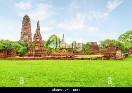 Ruines pittoresques de Wat Phra Ram à Ayutthaya, Thaïlande Banque D'Images