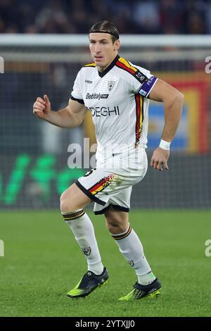 Rome, Italie. 7e DIC, 2024. Federico Baschirotto de Lecce en action lors du championnat italien Serie A match de football entre L'AS Roma et l'US Lecc Banque D'Images