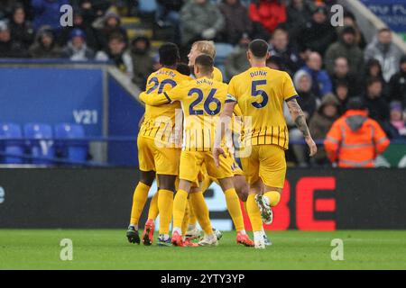 Leicester, Royaume-Uni. 08 décembre 2024. Tariq Lamptey de Brighton & Hove Albion célèbre son objectif de réussir lors du match de premier League Leicester City vs Brighton et Hove Albion au King Power Stadium, Leicester, Royaume-Uni, le 8 décembre 2024 (photo par Alfie Cosgrove/News images) à Leicester, Royaume-Uni, le 12/8/2024. (Photo par Alfie Cosgrove/News images/SIPA USA) crédit : SIPA USA/Alamy Live News Banque D'Images