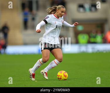 Leigh, Royaume-Uni. 08 décembre 2024. Zara Shaw de Liverpool lors du match de Super League féminine des Barclays Manchester United Women vs Liverpool Women au Leigh Sports Village, Leigh, Royaume-Uni, le 8 décembre 2024 (photo par Alex Roebuck/News images) à Leigh, Royaume-Uni, le 12/8/2024. (Photo par Alex Roebuck/News images/SIPA USA) crédit : SIPA USA/Alamy Live News Banque D'Images