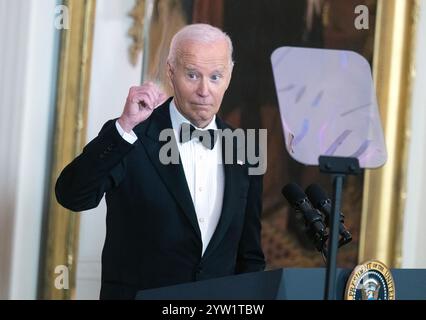 Washington DC, États-Unis. 08 décembre 2024. Washington, États-Unis. 08 décembre 2024. Le président des États-Unis Joe Biden fait des remarques alors qu'il accueille la 47e cérémonie annuelle du Kennedy Center dans la salle est de la Maison Blanche à Washington, DC le dimanche 8 décembre 2024. Photo de Ron Sachs/UPI crédit : UPI/Alamy Live News crédit : UPI/Alamy Live News Banque D'Images