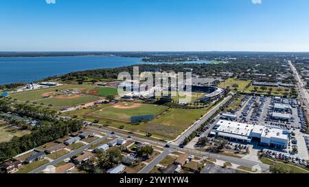 Lakeland, FL, États-Unis - 7 décembre 2024 : après-midi vue aérienne de Publix Field au stade Joker marchant, entraînement de pré-saison Detroit Tigers, Lakeland, FL. Banque D'Images