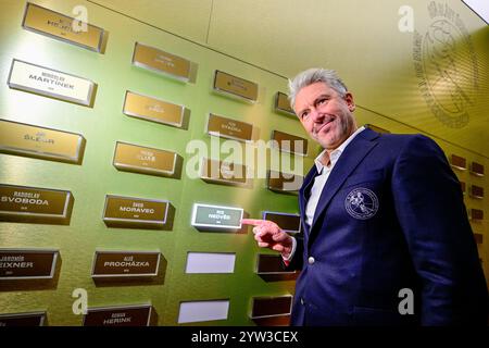 Prague, République tchèque. 09th Dec, 2024. Petr Nedved, ancien joueur de hockey sur glace, a été intronisé au Temple de la renommée du hockey tchèque, à Prague, en République tchèque, le 9 décembre 2024. Crédit : vit Simanek/CTK photo/Alamy Live News Banque D'Images