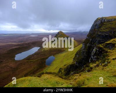 Flodigary, Royaume-Uni - 17 février 2024 : vue depuis le Quiraing, île de Skye, Royaume-Uni Banque D'Images