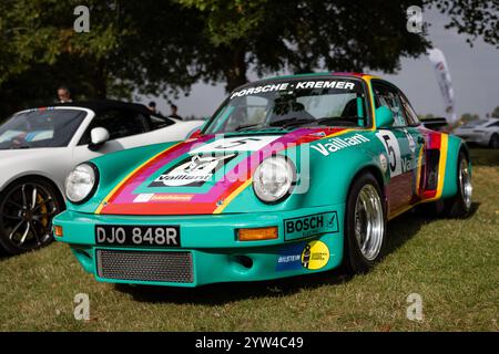 Porsche Kremer Vaillant 911 Carrera RSR 1977, exposée au salon privé concours d’Elégance 2024 au Blenheim Palace. Banque D'Images