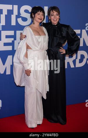 Londres, Royaume-Uni. 08 décembre 2024. Jessie Buckley et Olivia Colman assistent aux 27e British Independent film Awards au Roundhouse. Crédit : SOPA images Limited/Alamy Live News Banque D'Images