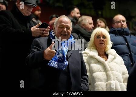 Ancien joueur et entraîneur Barry Fry lors du match de Sky Bet League One au Sixfields Stadium de Northampton. Date de la photo : lundi 9 décembre 2024. Banque D'Images