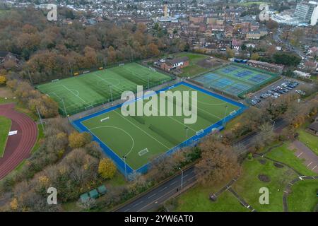 Terrains de hockey en plein air (surface artificielle), Brunel University Sports Park, campus de Brunel University of London à Uxbridge, Royaume-Uni. Banque D'Images