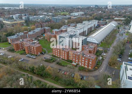 Vue aérienne de la zone résidentielle du complexe Bishop sur le campus de l'Université Brunel de Londres à Uxbridge, Royaume-Uni. Banque D'Images