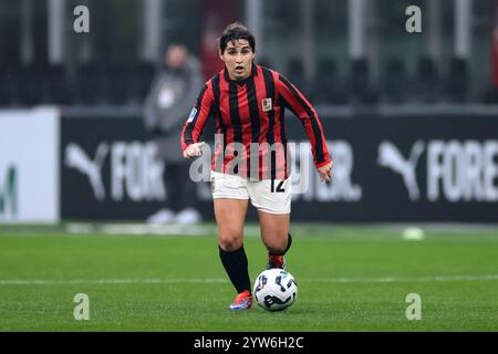 Milan, Italie. 8 décembre 2024. Marta Mascarello de l'AC Milan lors du match de Serie A Femminile au Stadio Giuseppe Meazza, Milan. Le crédit photo devrait se lire : Jonathan Moscrop/Sportimage crédit : Sportimage Ltd/Alamy Live News Banque D'Images