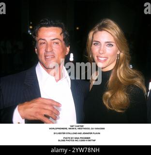 1er janvier 2011 - 'GET CARTER'. WORLDPREMIERE, MANN'S, WESTWOOD, CA 10/04/2000..SYLVESTER STALLONE ET JENNIFER FLAVIN. (Crédit image : © Nina Prommer/ZUMA Press Wire) USAGE ÉDITORIAL SEULEMENT! Non destiné à UN USAGE commercial ! Banque D'Images