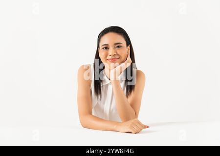 Portrait d'une demi-femme aux pommettes Banque D'Images
