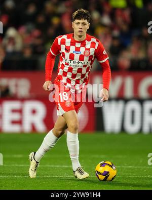 Ladislav Krejci du Girona FC lors du match la Liga EA Sports entre le Girona FC et le Real Madrid a joué au stade Montilivi le 7 décembre 2024 à Gérone, en Espagne. (Photo de Bagu Blanco / PRESSINPHOTO) Banque D'Images