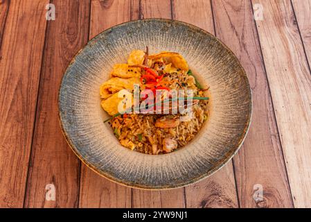 Le riz frit est un type de riz frit consommé au Pérou. Il fait partie du style gastronomique Tusán, qui fait partie de ce que l'on appelle la cuisine Chifa Banque D'Images