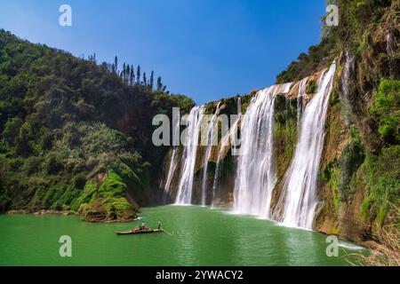 Vue aérienne de la cascade de Jiulong à Luoping, Yunnan, Chine Banque D'Images