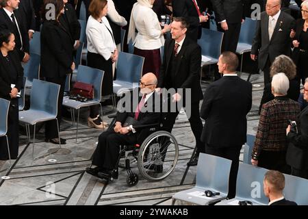 Oslo, Norvège. 10 décembre 2024. L'activiste japonais Terumi Tanaka assiste à la cérémonie du prix Nobel de la paix pour le lauréat Nihon Hidankyo (Confédération japonaise des organisations de victimes des bombes A et H) le 10 décembre 2024 à l'Institut du prix Nobel de la paix à Oslo, en Norvège. Photo de Paul Treadway/ crédit : UPI/Alamy Live News Banque D'Images