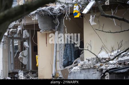 DEN HAAG - des maisons sur le Tarwekamp sont partiellement démolies, trois jours après les explosions. Les deux explosions ont causé de grands ravages et détruit plusieurs maisons. ANP JEROEN JUMELET pays-bas OUT - belgique OUT Banque D'Images