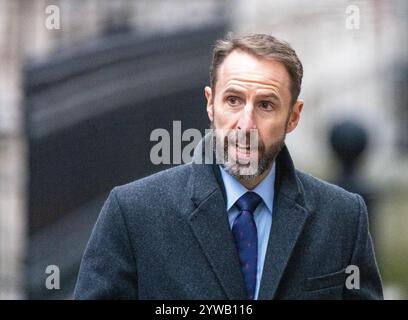 Londres, Royaume-Uni. 10 décembre 2024. Gareth Southgate, ancien entraîneur de l'Angleterre Football, arrive au 10 Downing Street pour son « Talk at 10 » crédit : Ian Davidson/Alamy Live News Banque D'Images