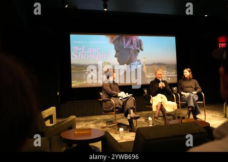 Pamela Anderson donne une conférence à NeueHouse NYC avec Gia Coppola photos Nadja Sayej Banque D'Images